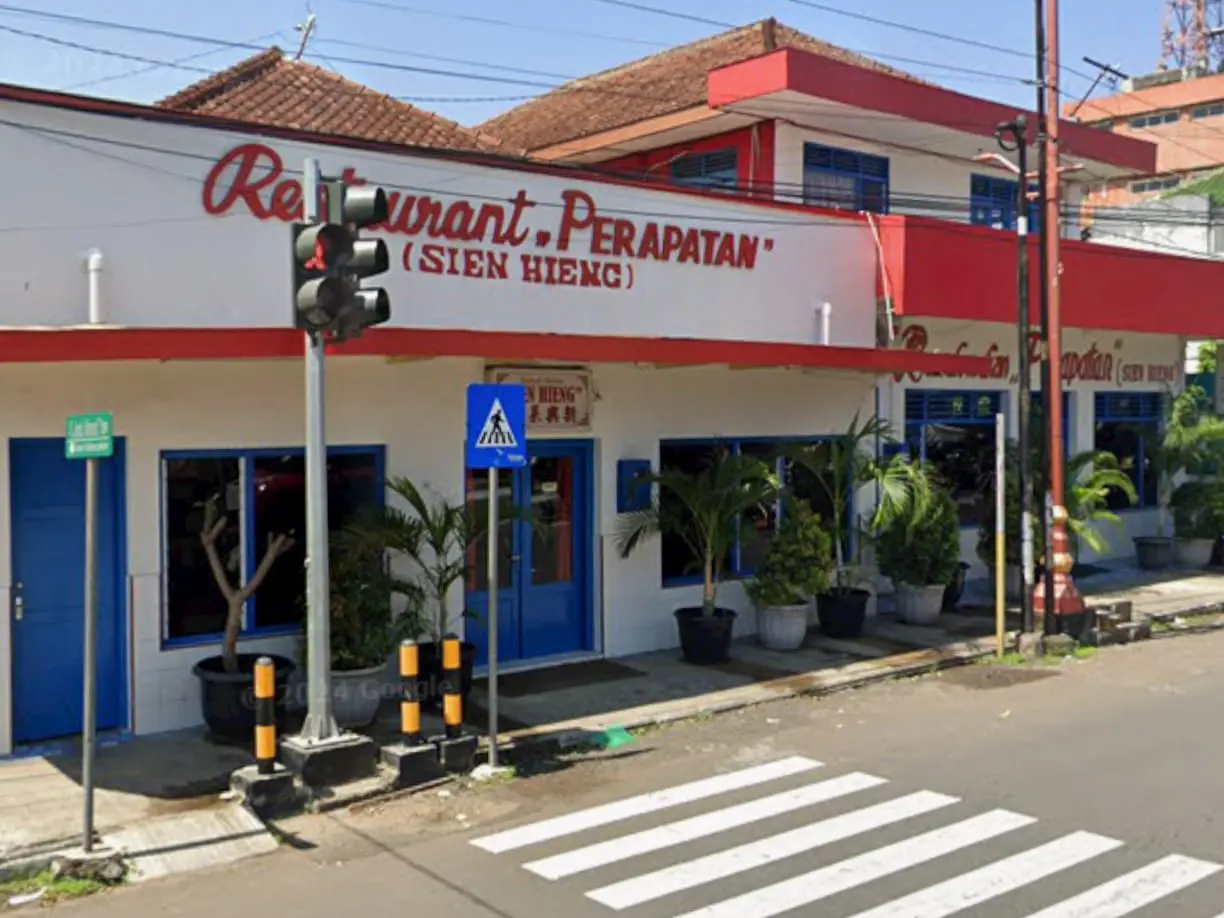 Rahasia Rasa Sien Hieng: Makanan Hangat yang Menghiasi Meja Makan Cilacap